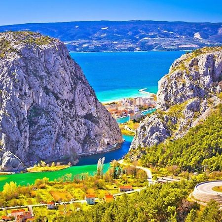 Apartments & Restaurant Galeb Marusici (Split-Dalmatia) Exterior foto
