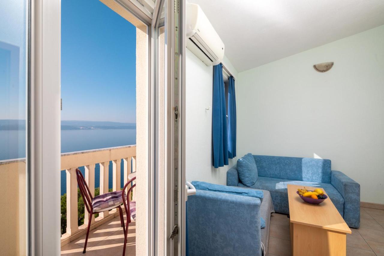 Apartments & Restaurant Galeb Marusici (Split-Dalmatia) Exterior foto